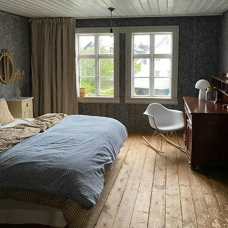 1800s Shiphandler's On Karmoy Casa de Férias Sæveland