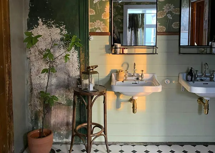 1800s Shiphandler's On Karmoy Holiday home *