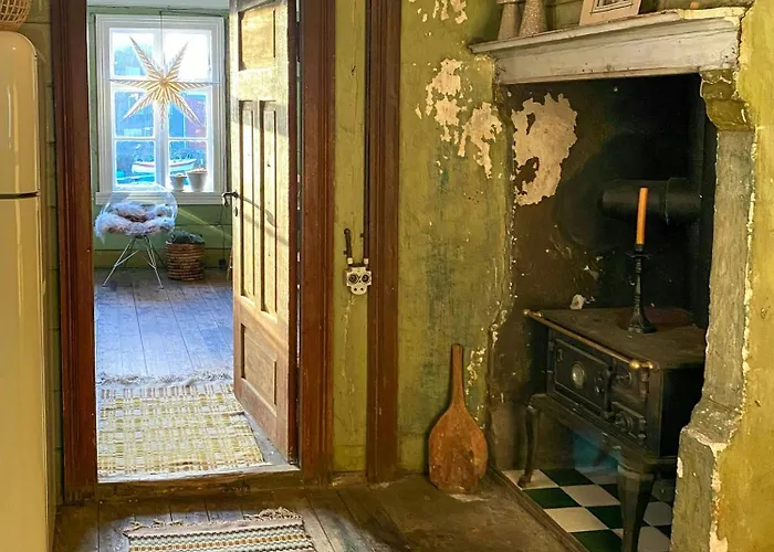 1800s Shiphandler's On Karmoy