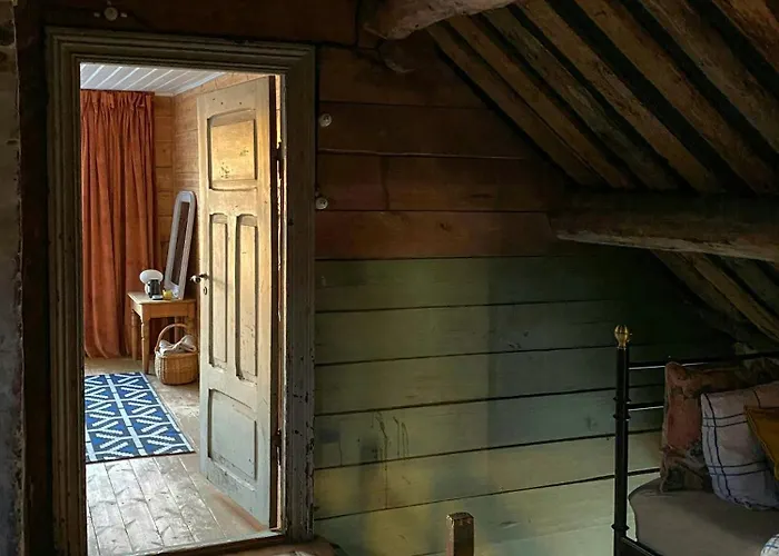 Holiday home 1800s Shiphandler's On Karmoy Saeveland